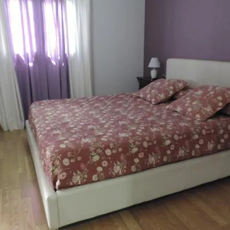 Apartman Casa Arona Matele *